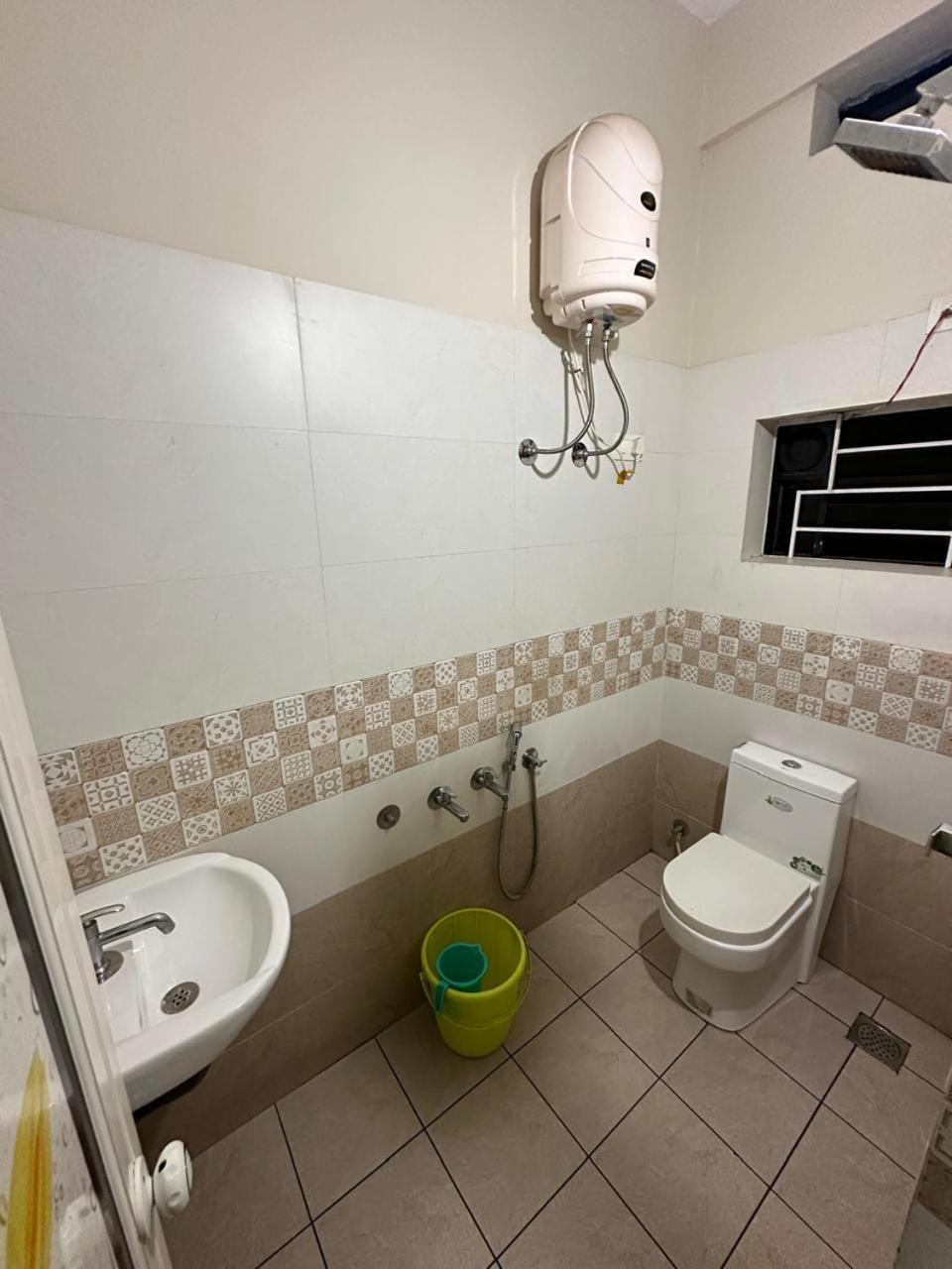 Готель Zahir Residency Kondotty Екстер'єр фото