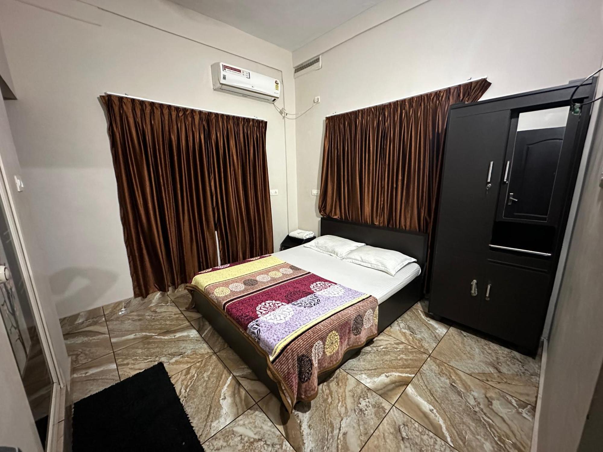 Готель Zahir Residency Kondotty Екстер'єр фото