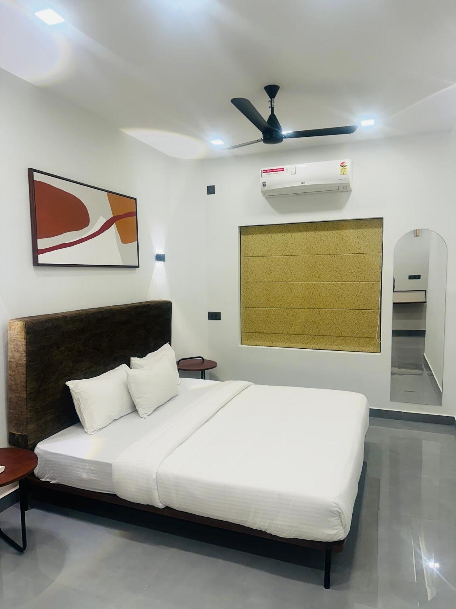 Готель Zahir Residency Kondotty Екстер'єр фото